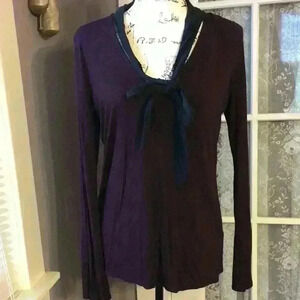 Three Dots Tie accent shirt